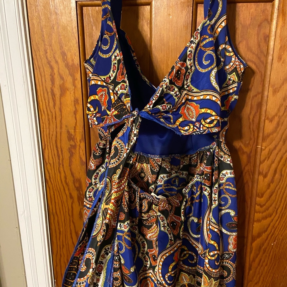 Cocktail Dress - Picture 3 of 3
